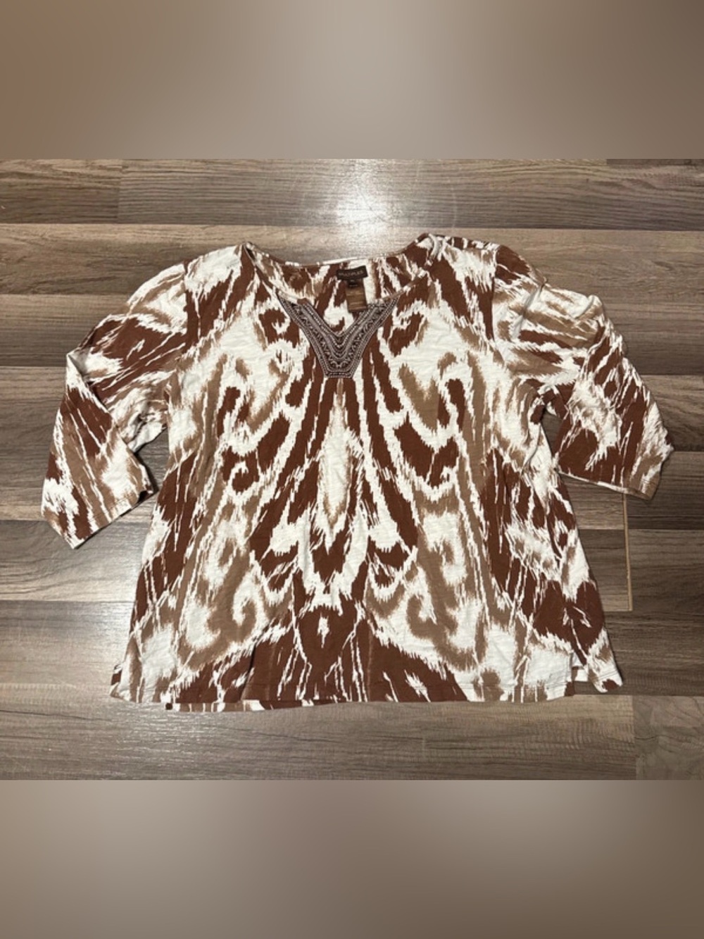 Multiples Brown and Cream Patterned shirt with Embroidered V-Neck size XL